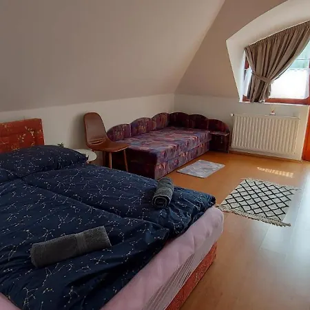 Balatoni Aranyparti *