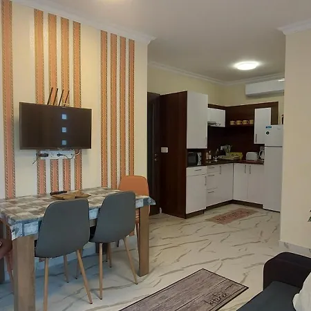Balatoni Aranyparti Apartment *