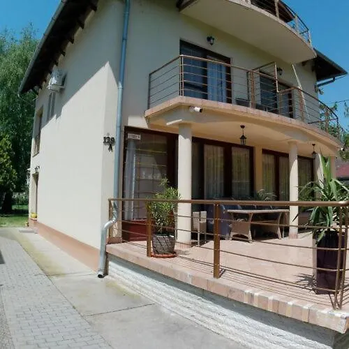 Balatoni Aranyparti Apartment *